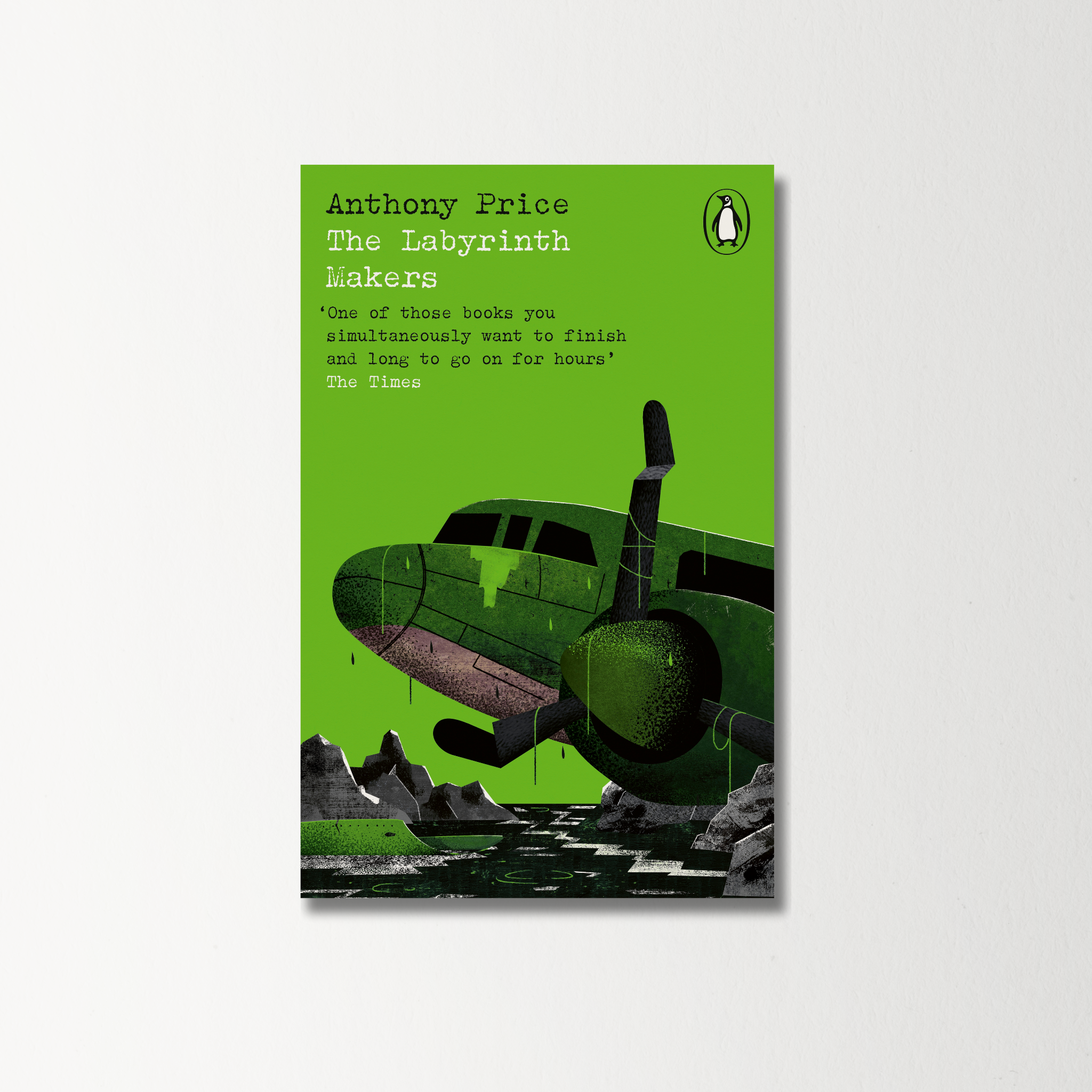 The Labyrinth Makers by Anthony Price